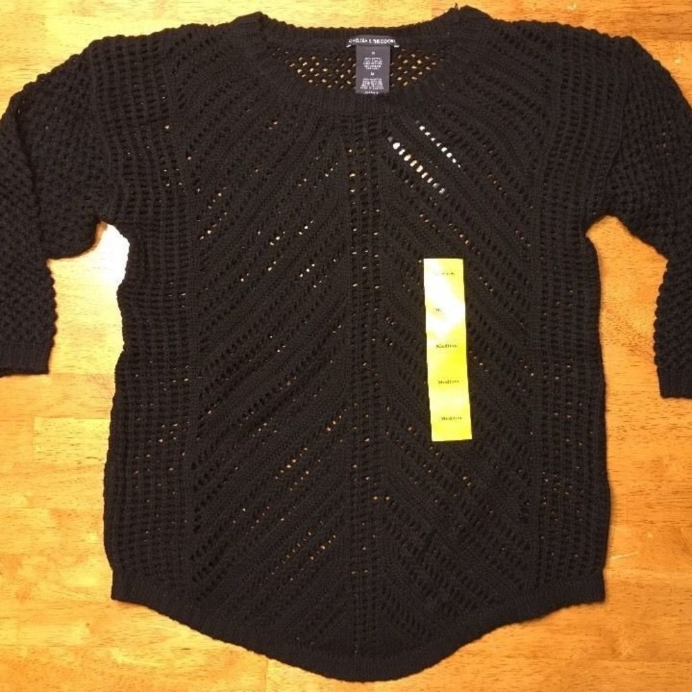 NWT Chelsea & Theodore Women's Black Sweater